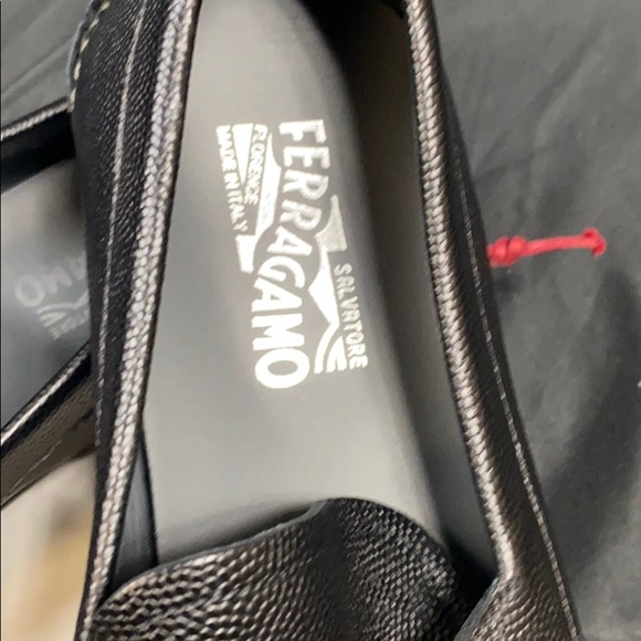 FERRAGAMO LOAFERS - caviar with pewter hardware - Picture 2 of 4